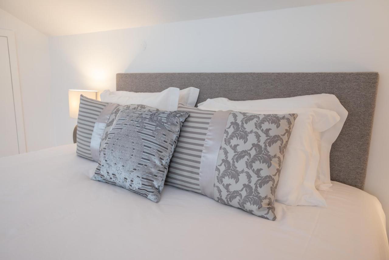 Tomas Loft Apartment Porto Bagian luar foto